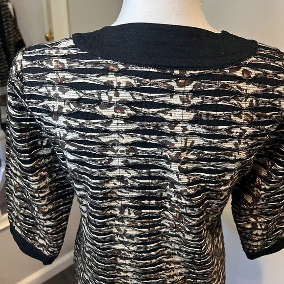 Chico's Animal Print 3/4 Sleeve Button Front Cotton Jacket, Size 1 (US 8/Med) - Picture 12 of 16